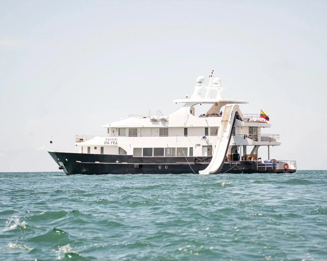 Cruising and Wildlife in Costa Rica