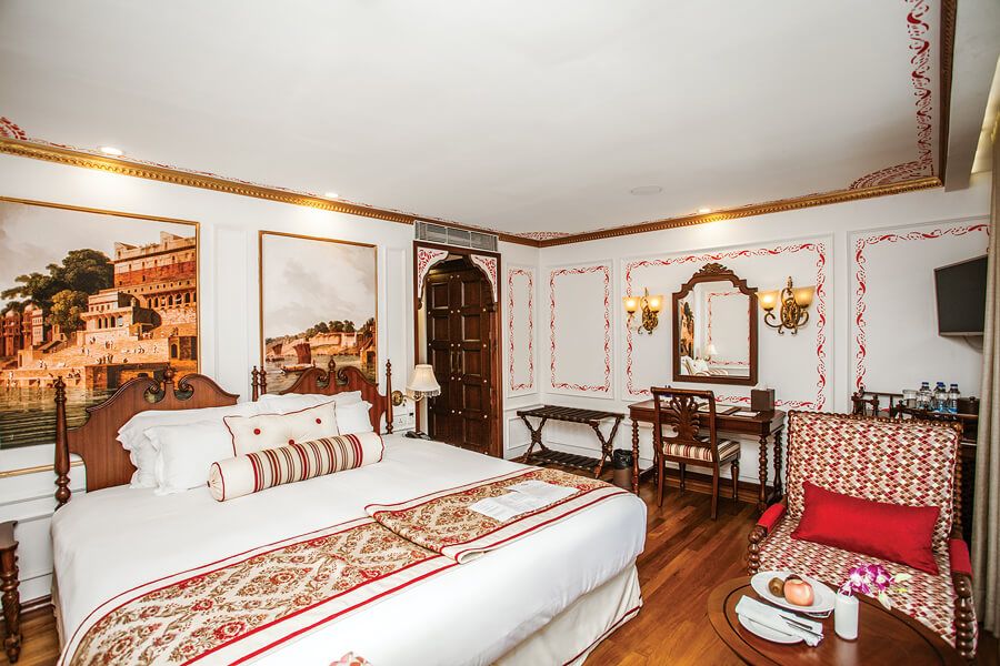 Colonial Suite