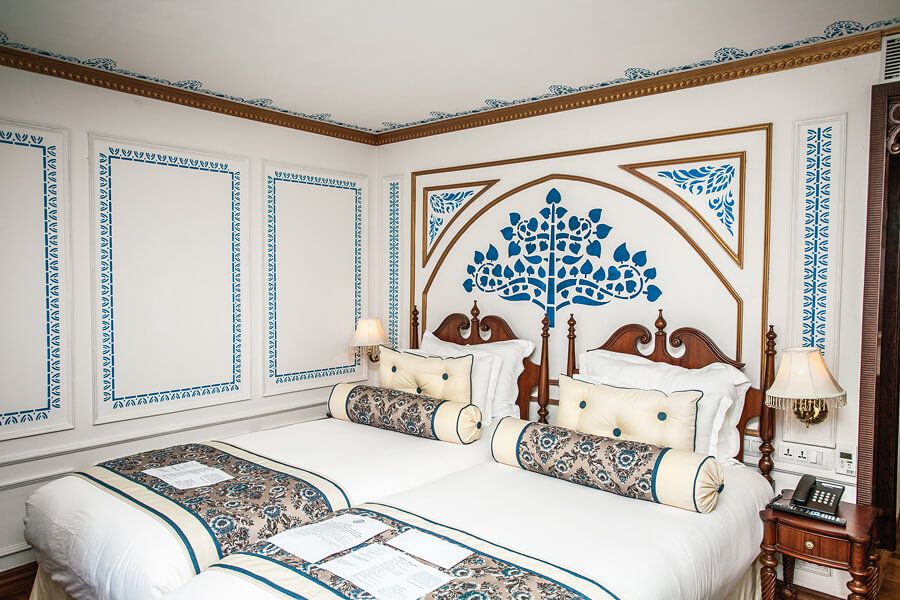 Signature Suite