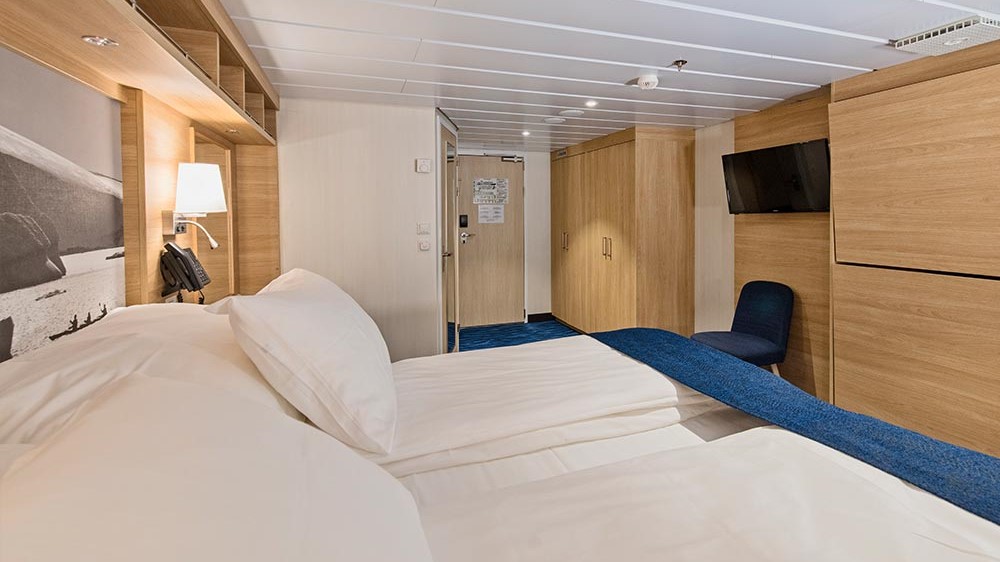 Polar Inside Superior Inside Cabin for up to 4 travelers