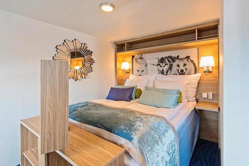 Mini suite on upper deck