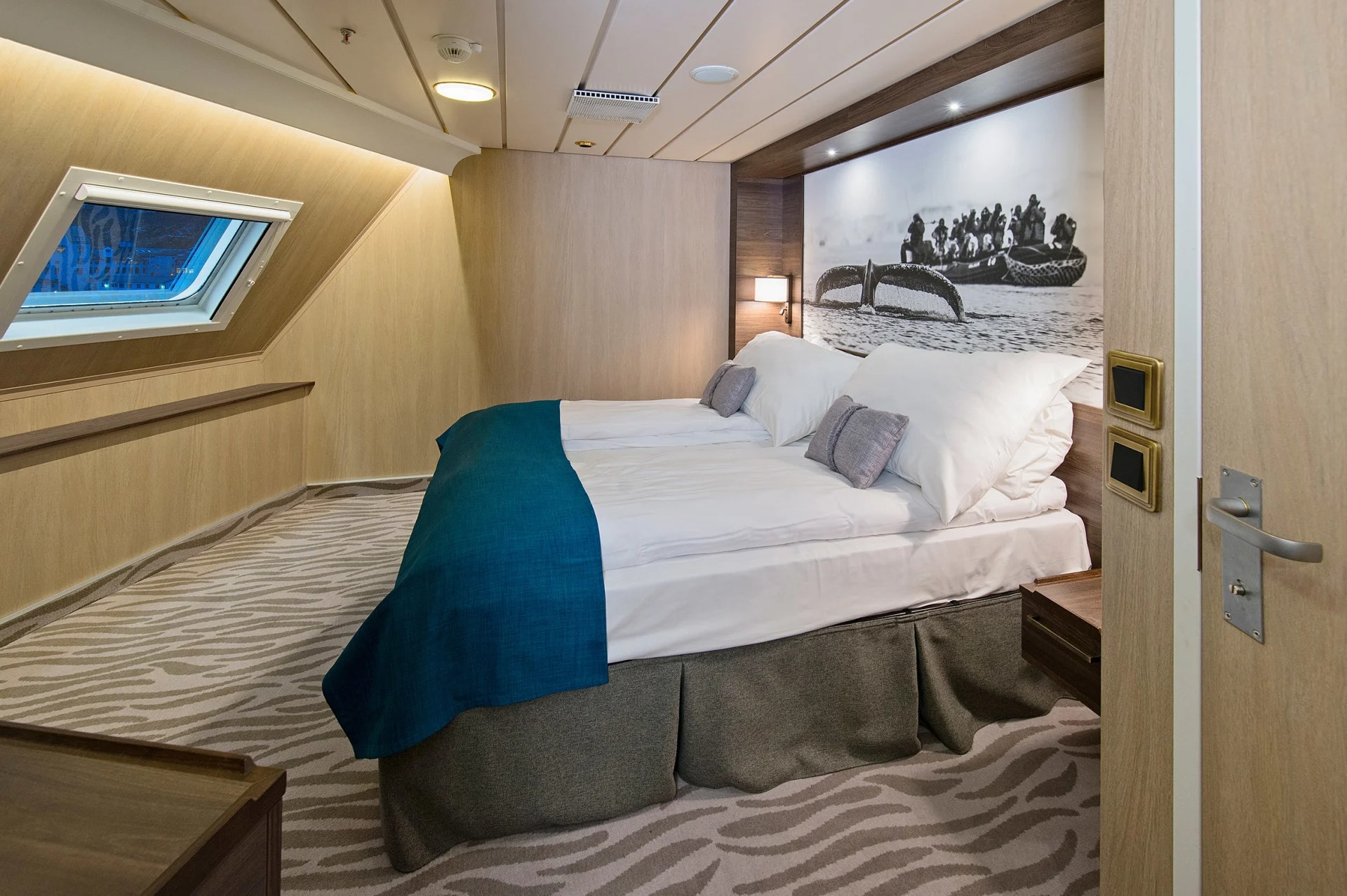 Two-bed suite on promenade deck