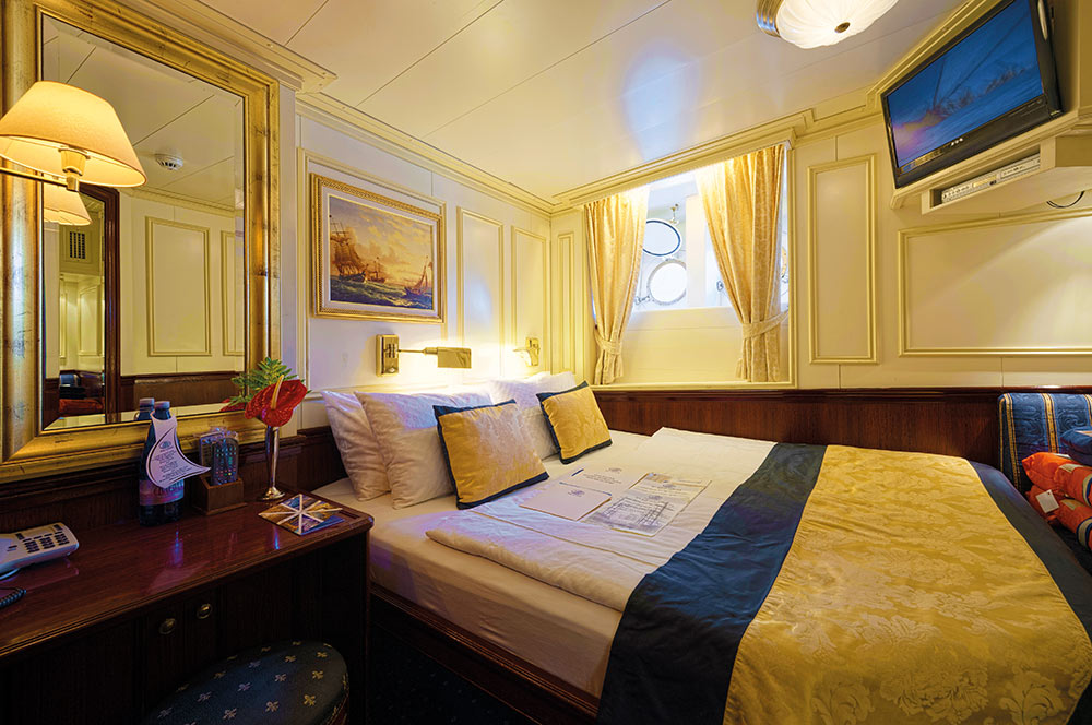 Category 2 - Large Outside Cabin