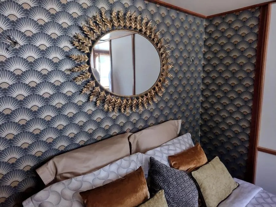 Suite (London, Paris, Venice)