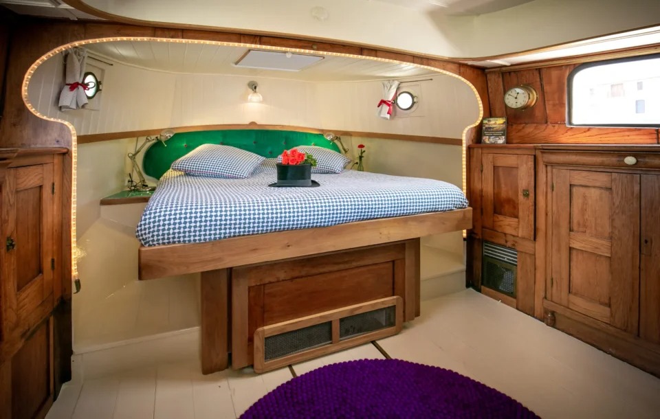 Cabin Iona