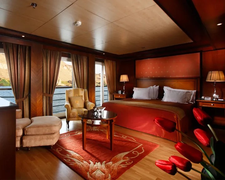 Explorer Suite