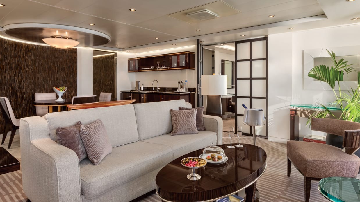 Oceania Suite