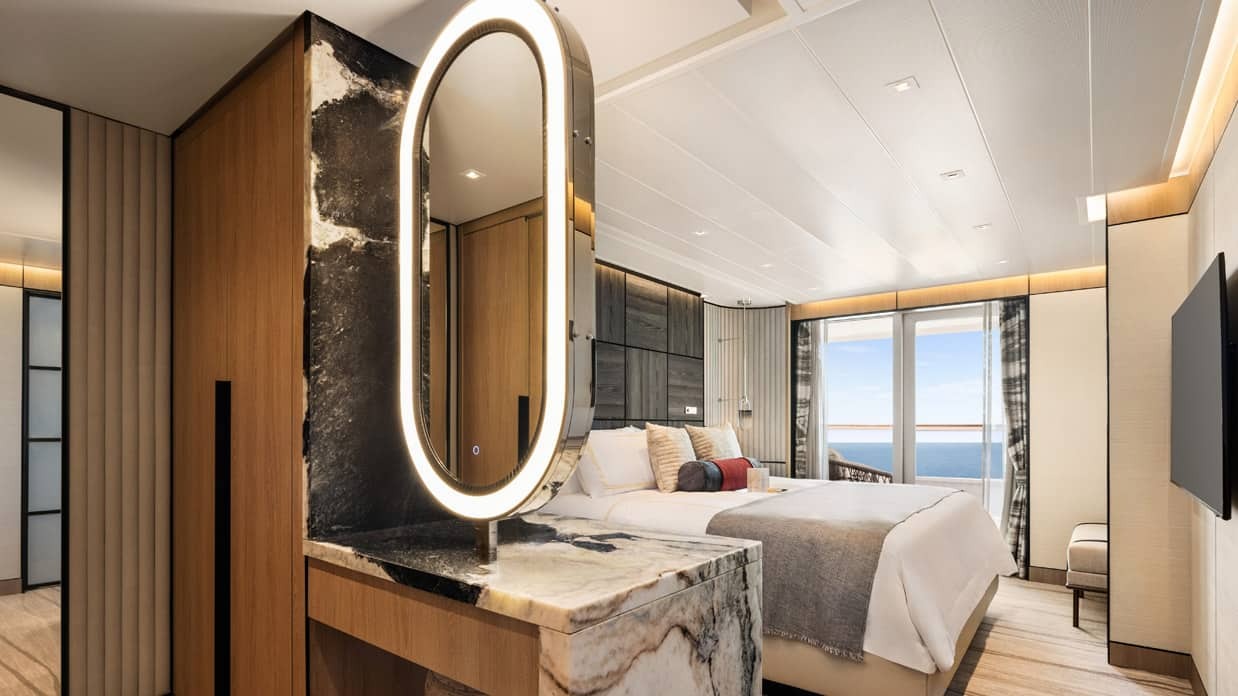 Oceania Suite