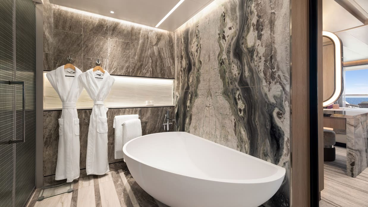 Oceania Suite