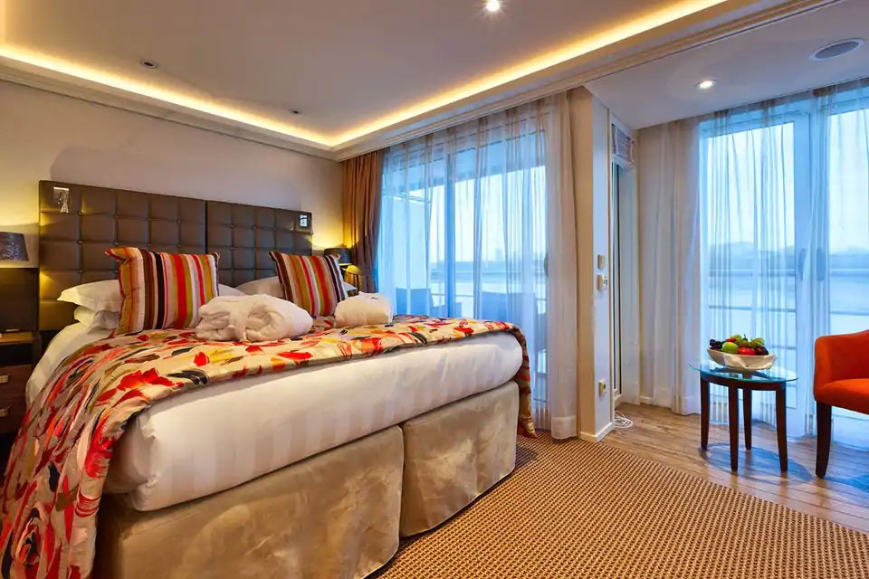 Category AB - French Balcony & Outside Balcony