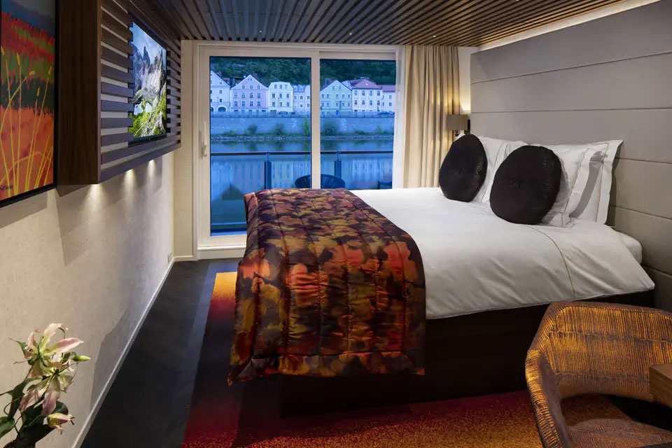 Category AA - Outside Balcony