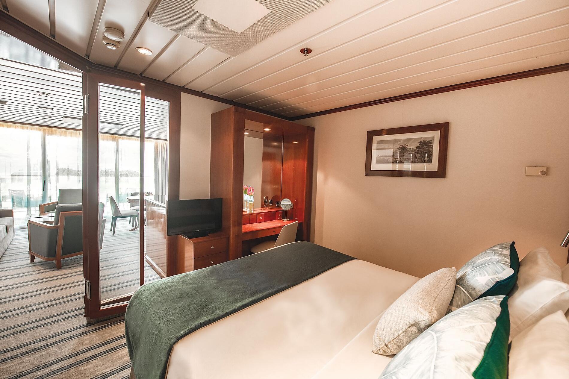 Owner's Suite 701