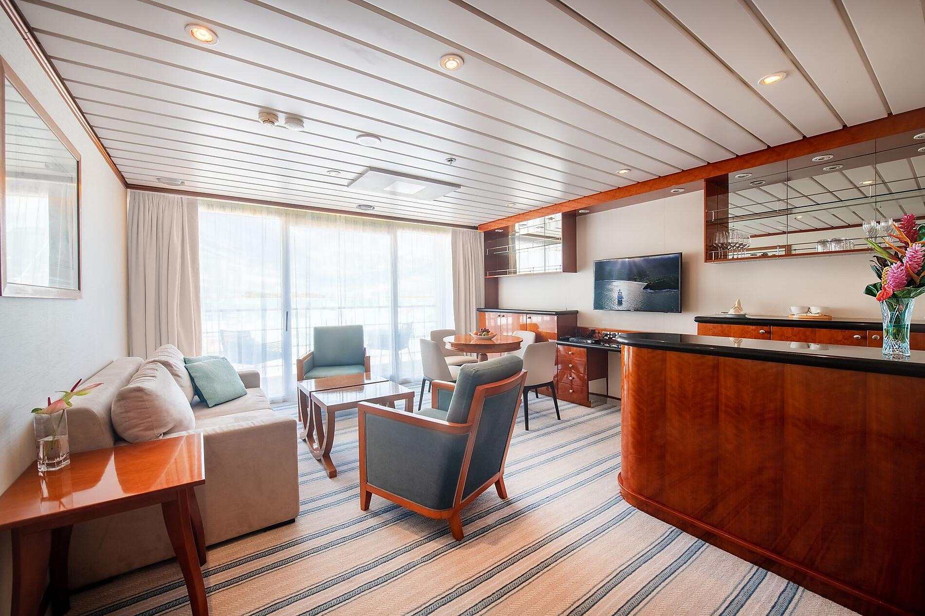 Owner's Suite 701