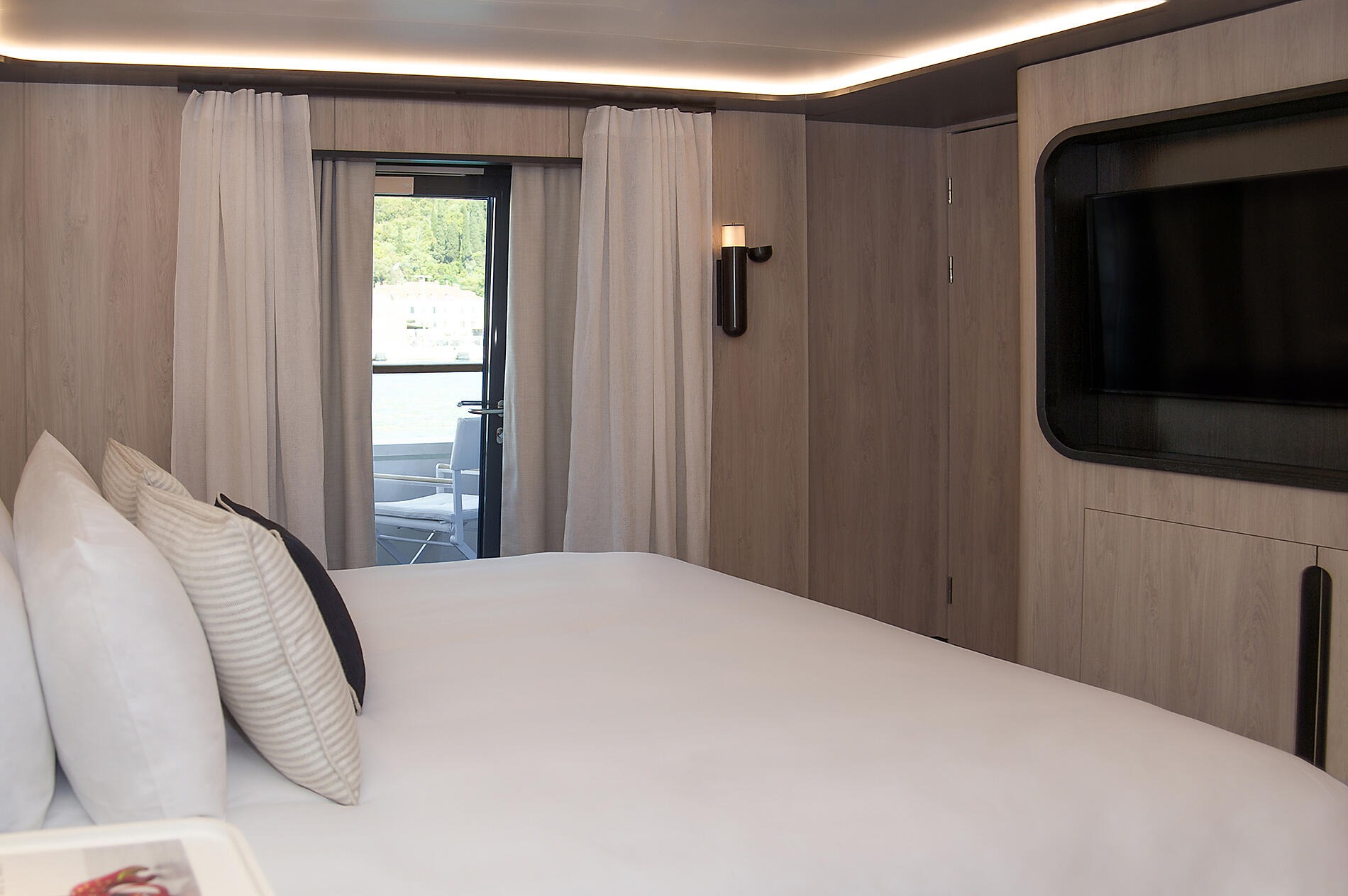 Grand Privilège Alizés Suite with balcony