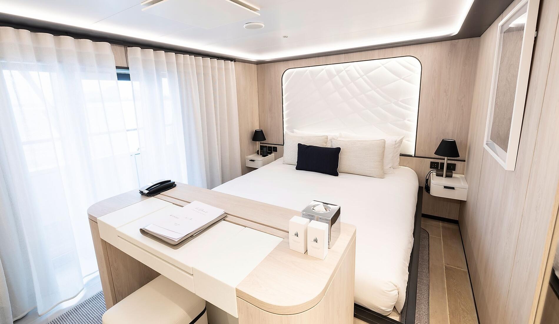 Alizés Prestige Stateroom with Balcony