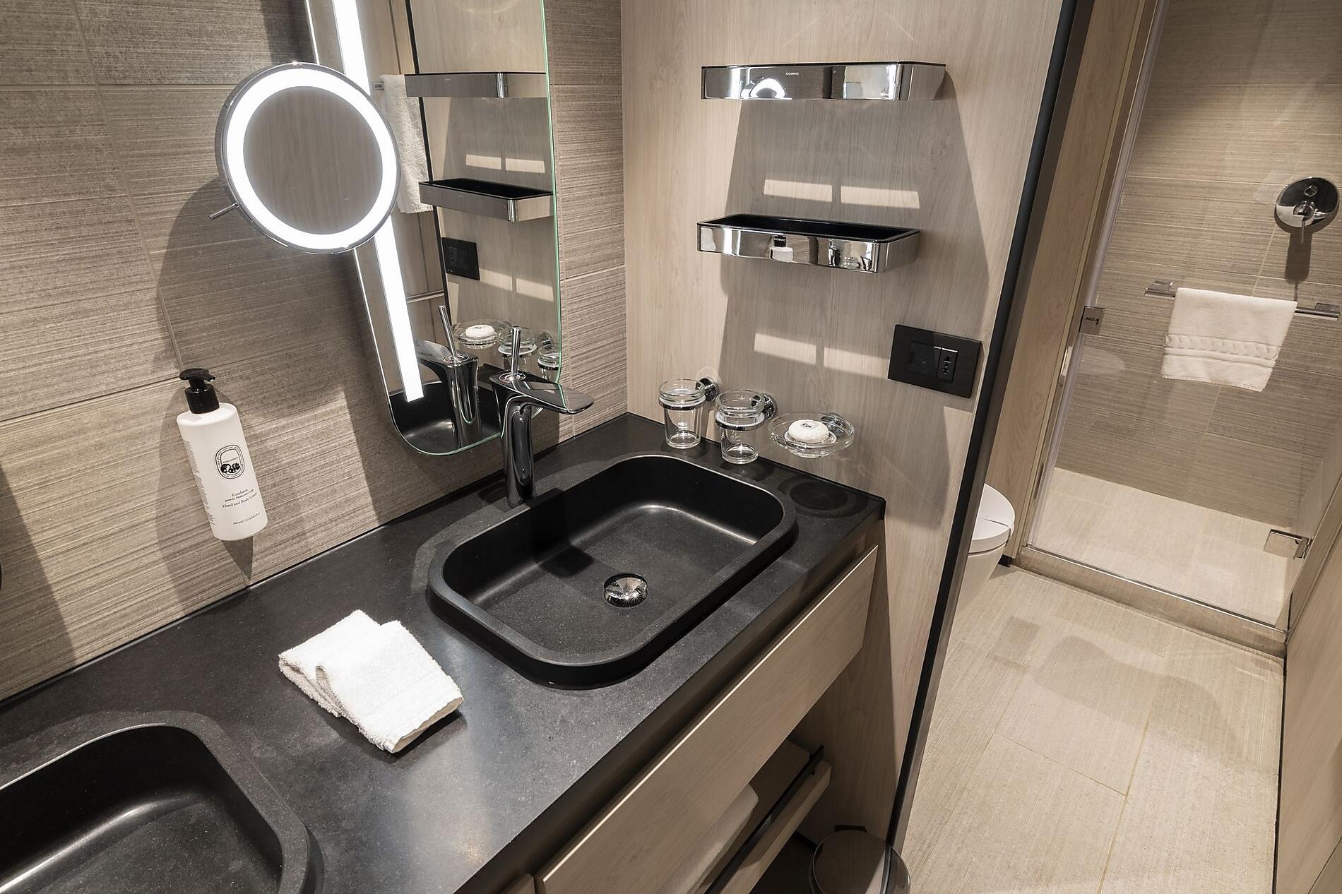 Alizés Stateroom with Balcony