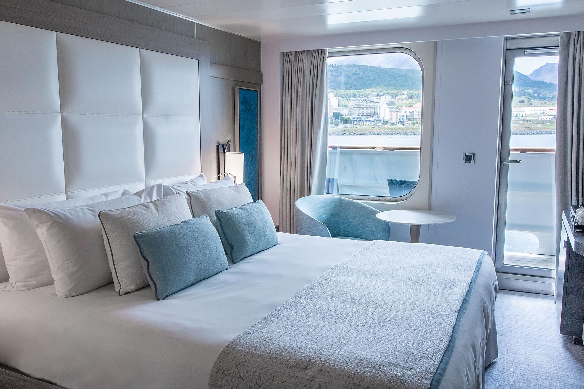 Deluxe Stateroom