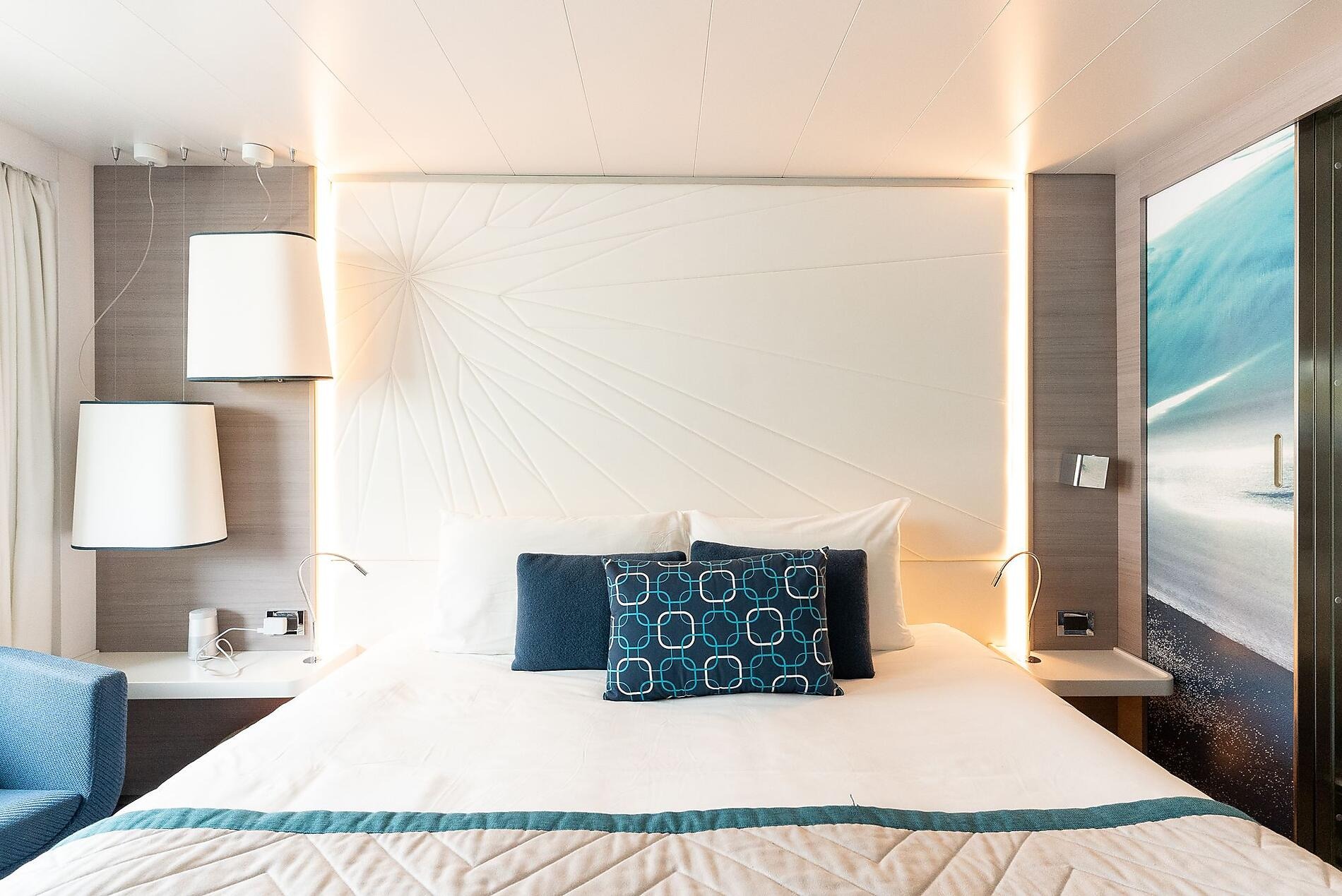 Deluxe Stateroom