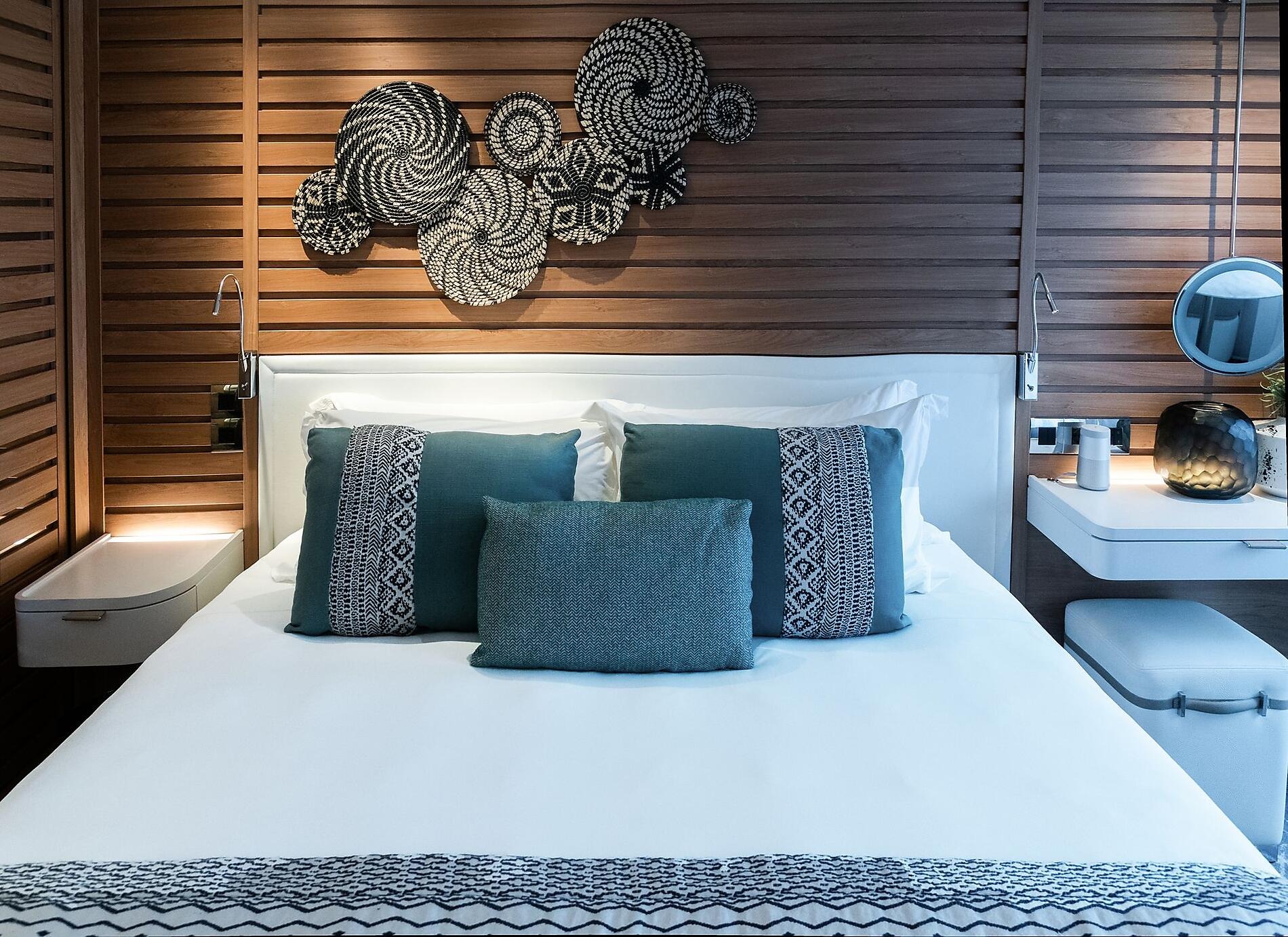 Deluxe Stateroom