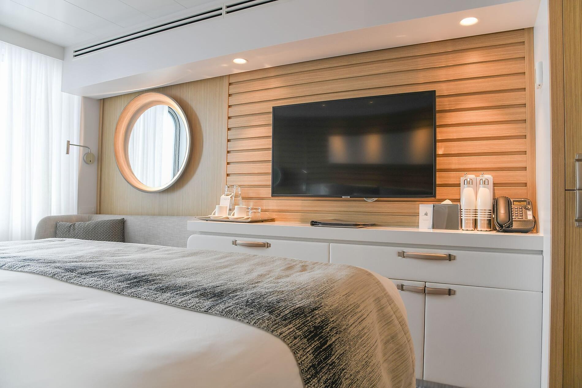 Deluxe Stateroom