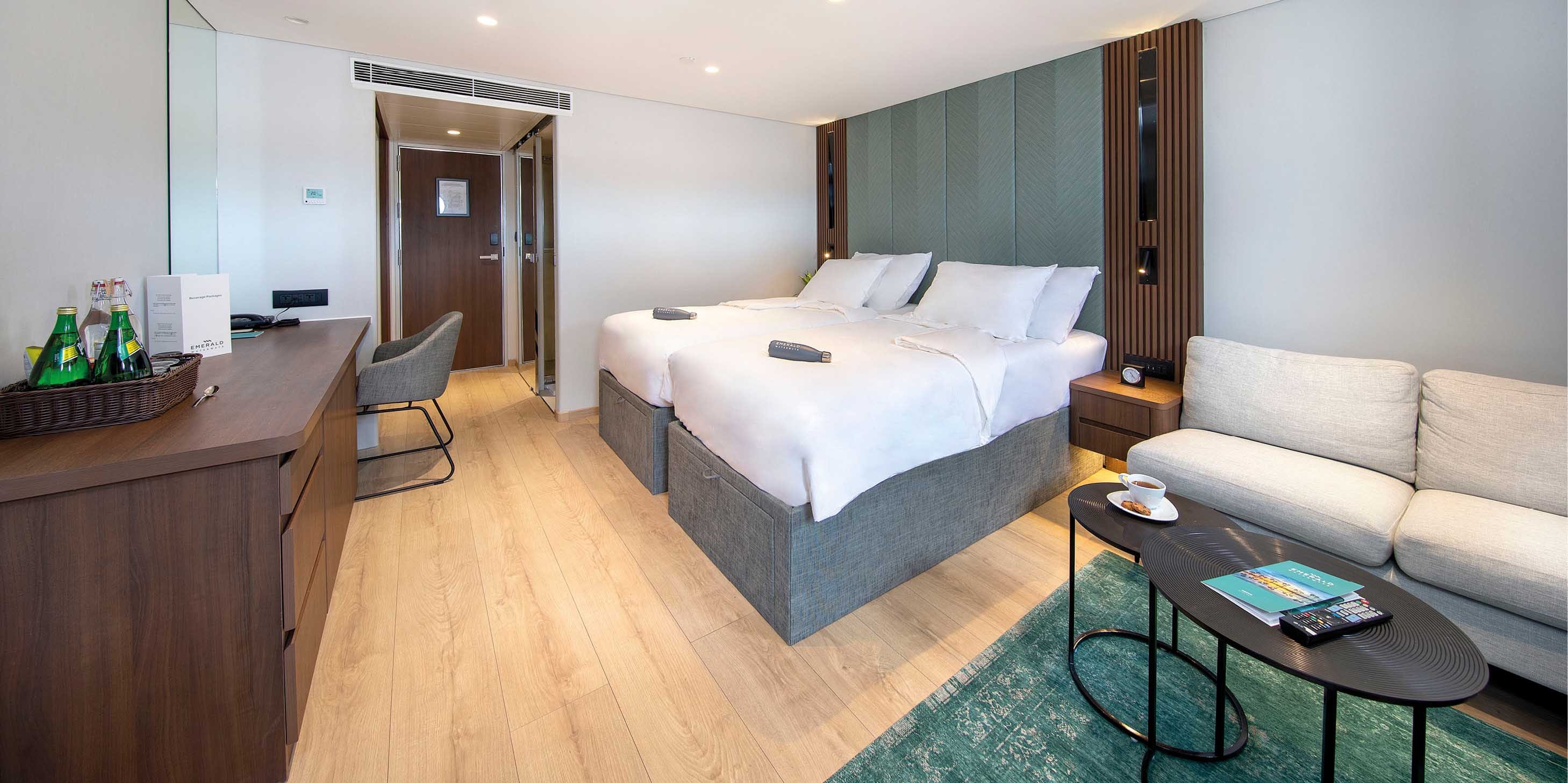 Emerald Stateroom