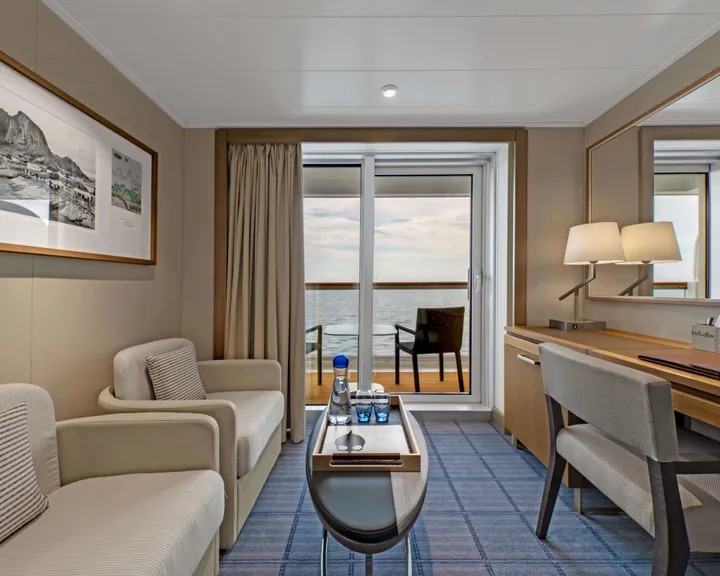 Deluxe Veranda Stateroom