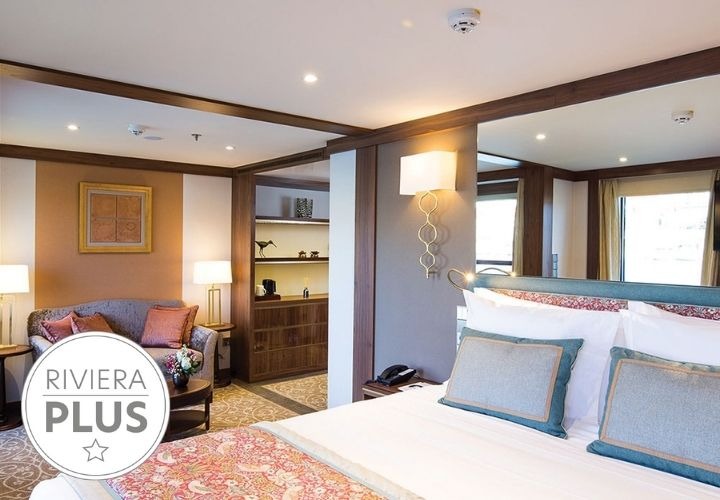 Deluxe Suites