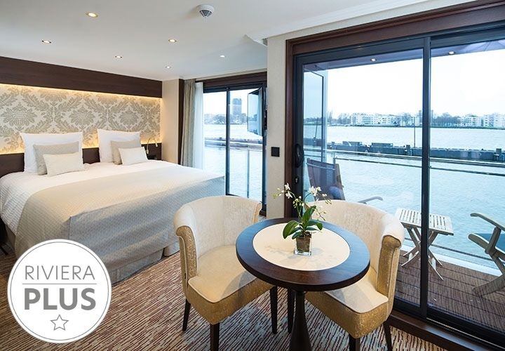 Deluxe Balcony Suites