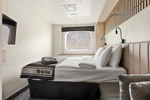 Arctic Superior Outside Cabin for 2 travelers