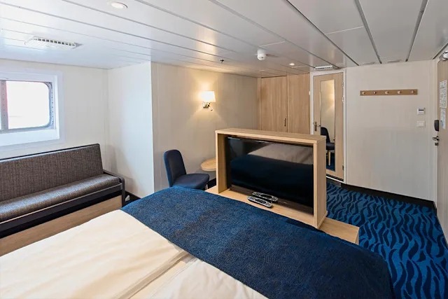 Expedition Suite Mini Suite for 3 travelers