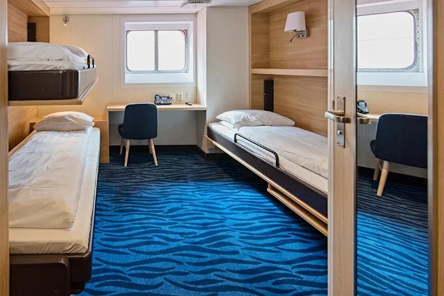 Polar Outside Cabin for up to 3 travelers