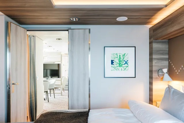 Expedition Suite Extra-Large Suite