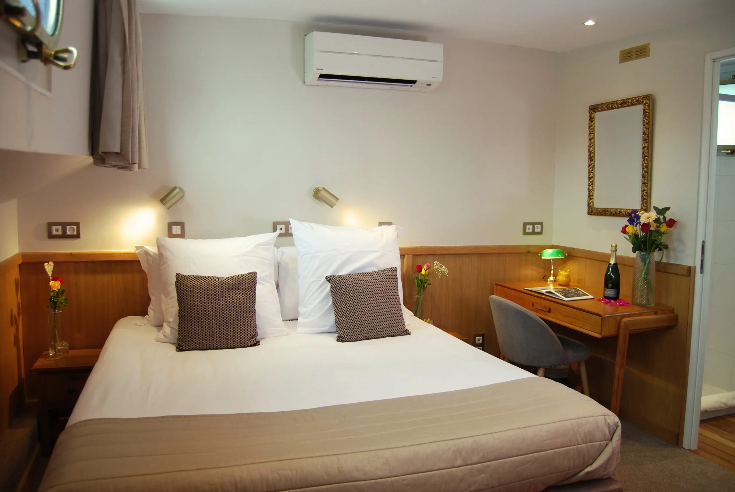 Twin or Double Junior Suite (Monet and Renoir)