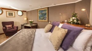 Double Cabin