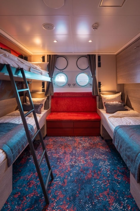 Triple Porthole