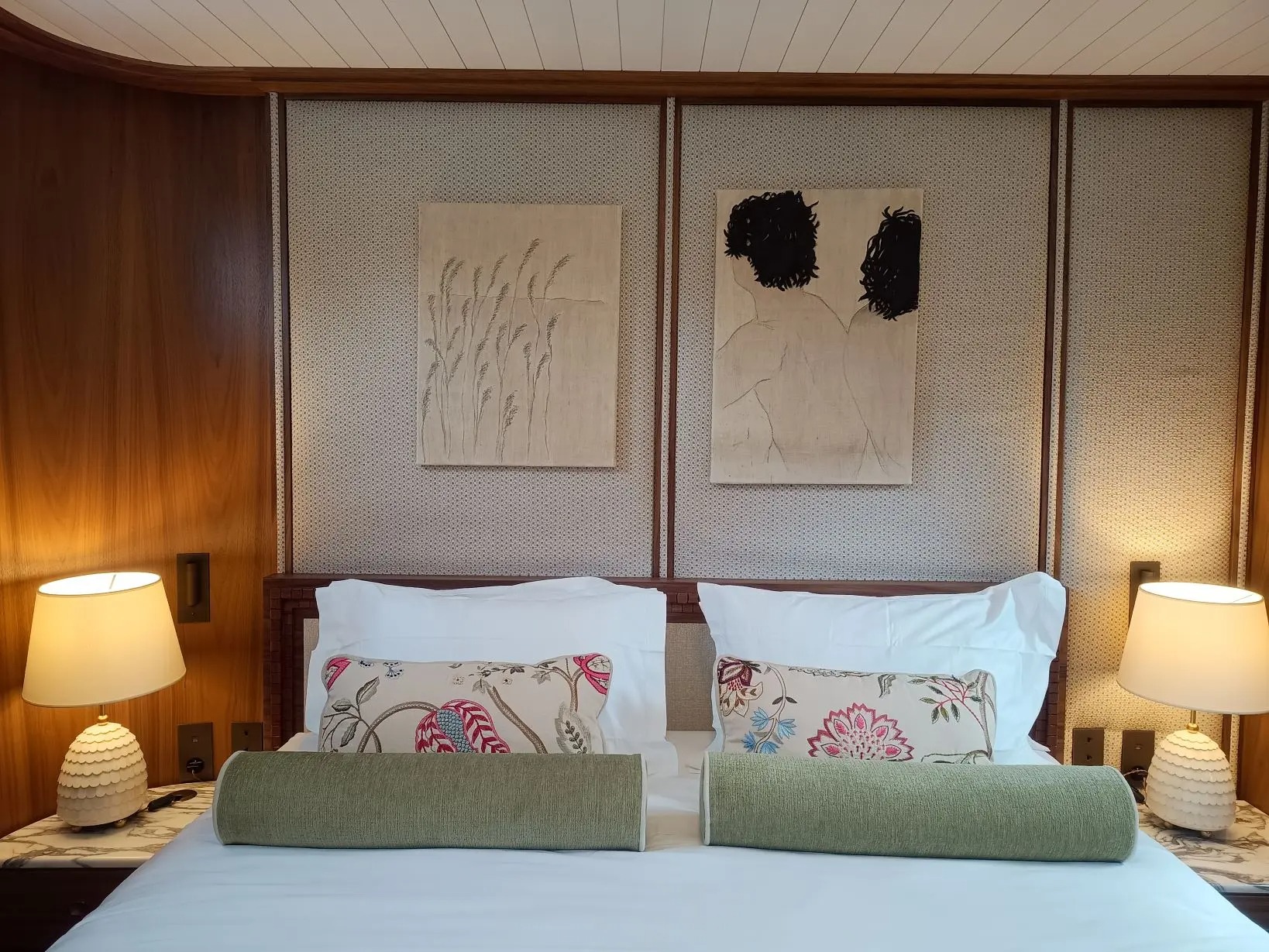 Suite 1
