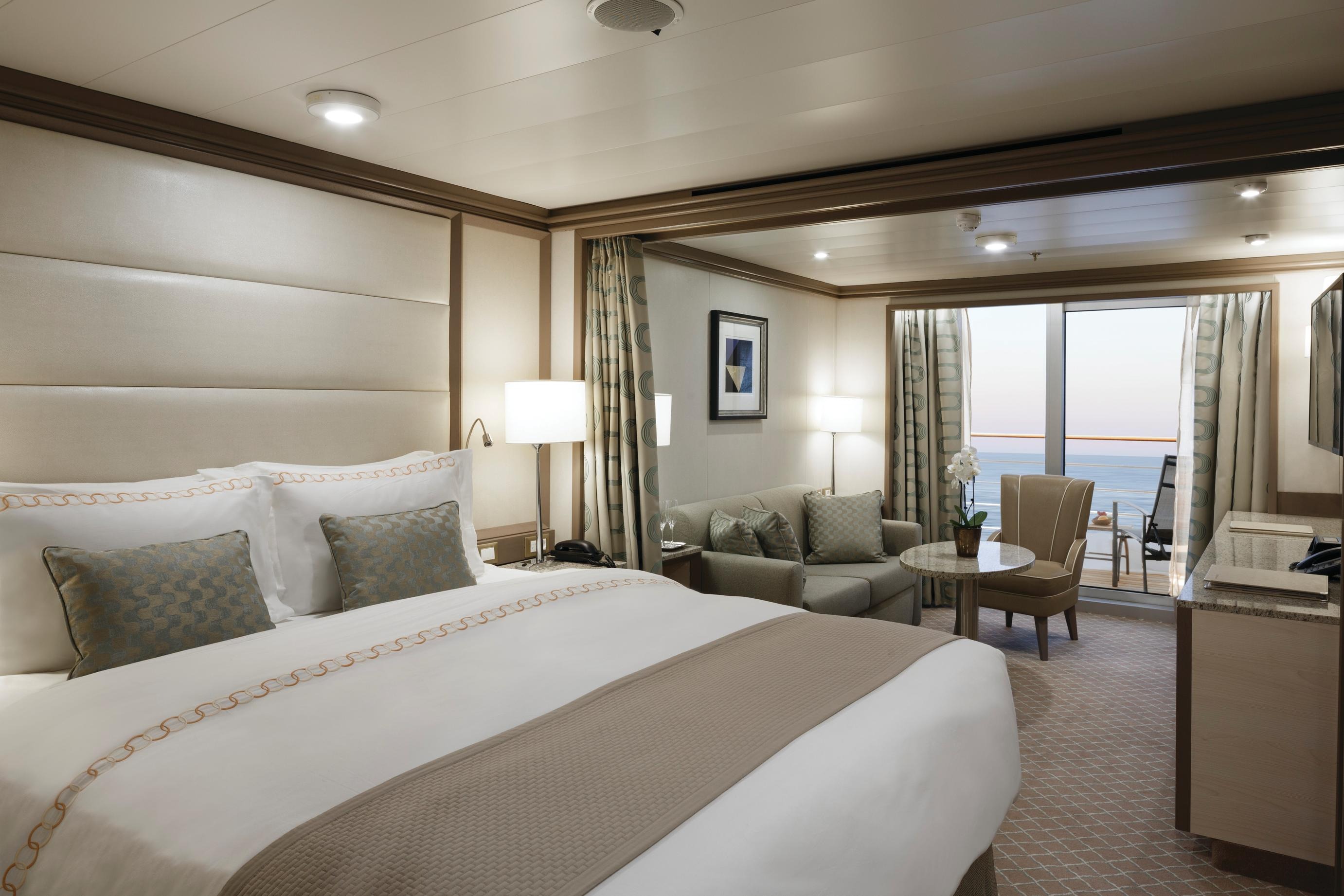 Deluxe Veranda Suite
