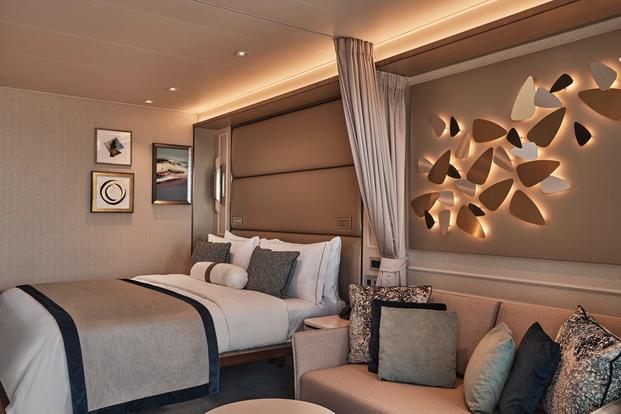 Deluxe Veranda Suite