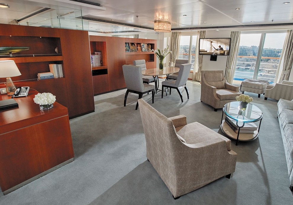 Signature Suite