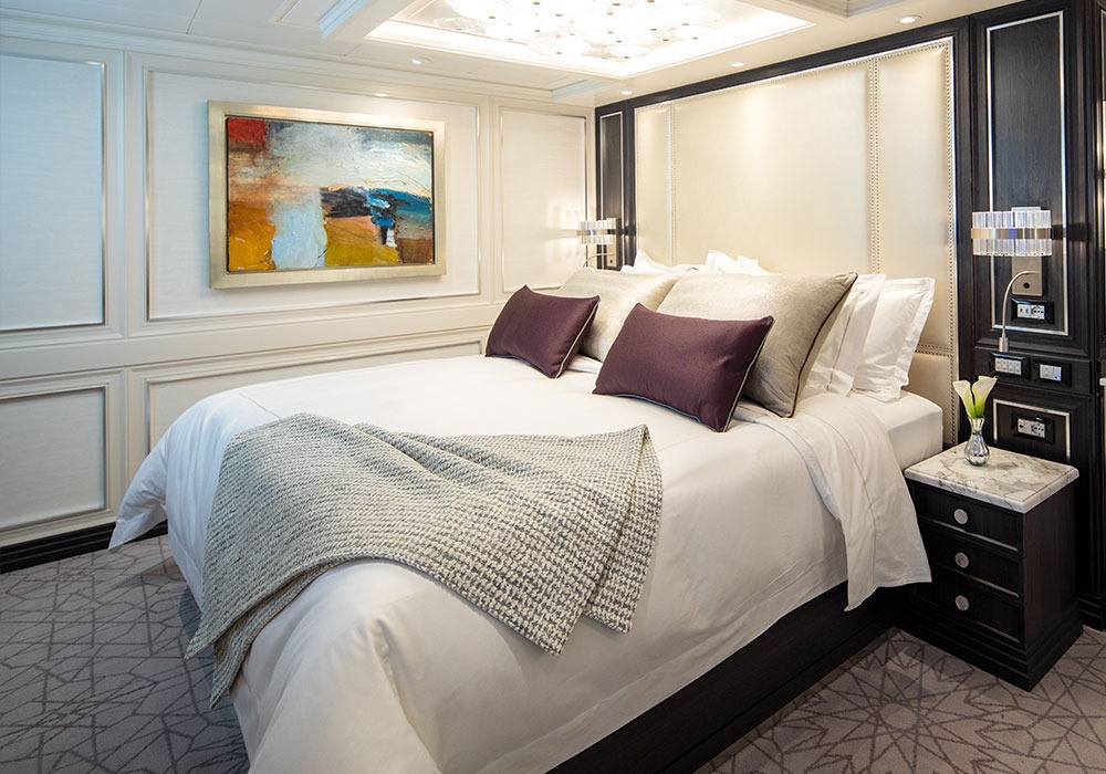 Signature Suite