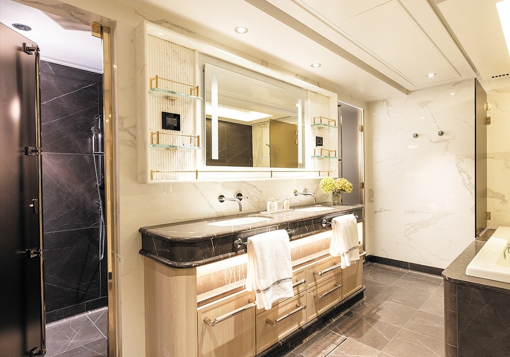 Signature Suite