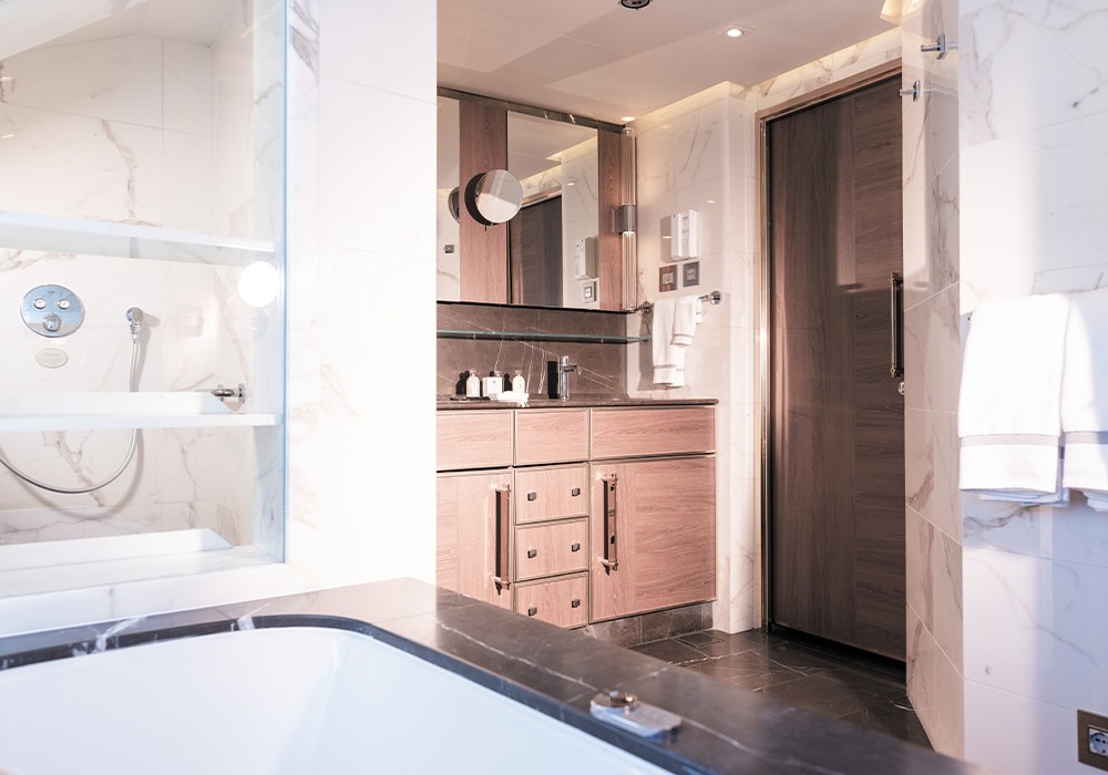 Seven Seas Suite