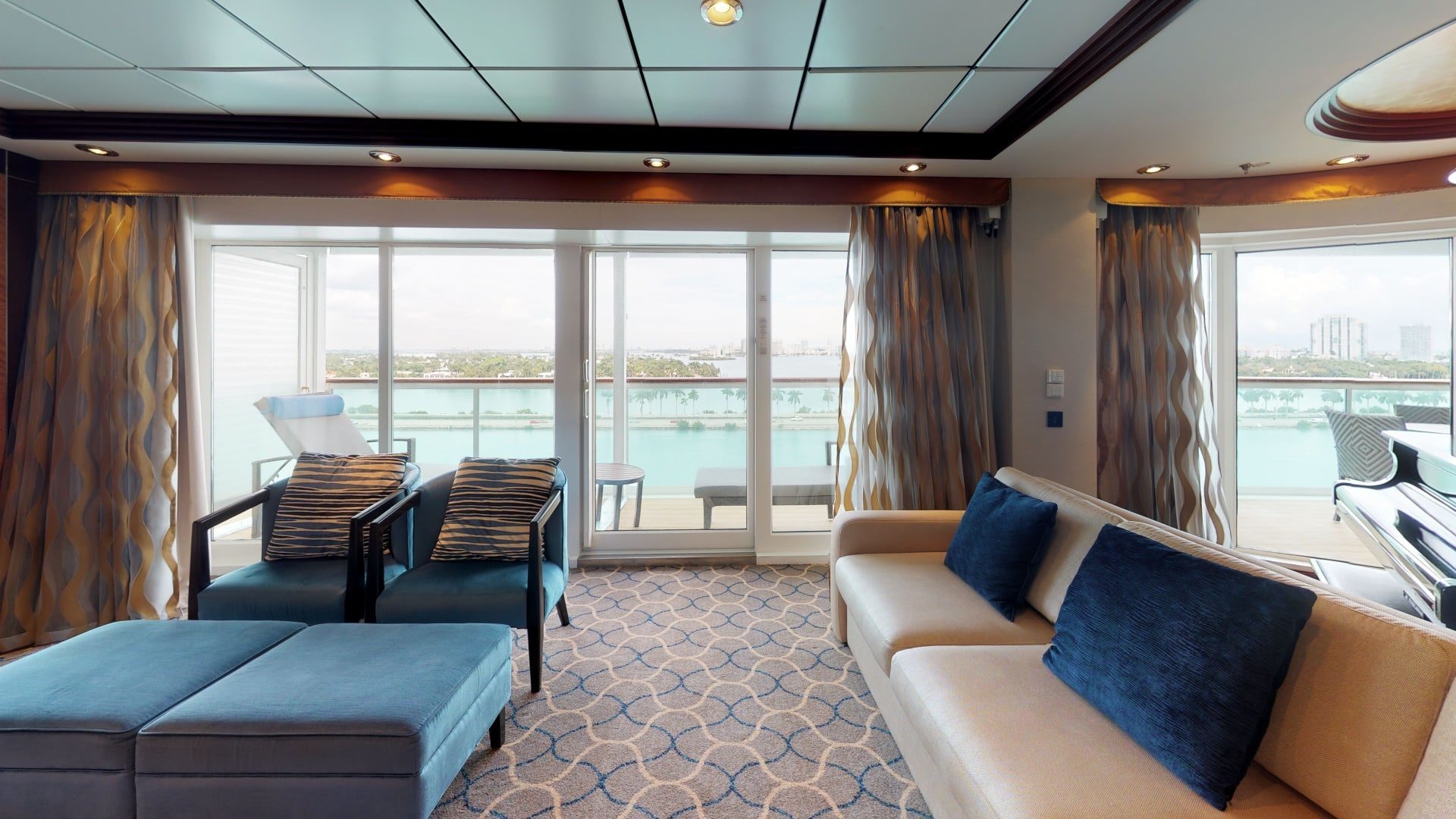 Royal Suite - 1 Bedroom