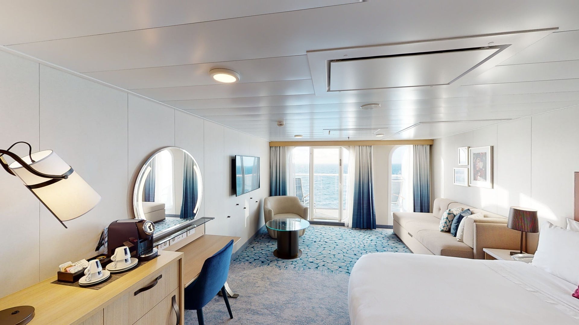 Junior Suite with Balcony