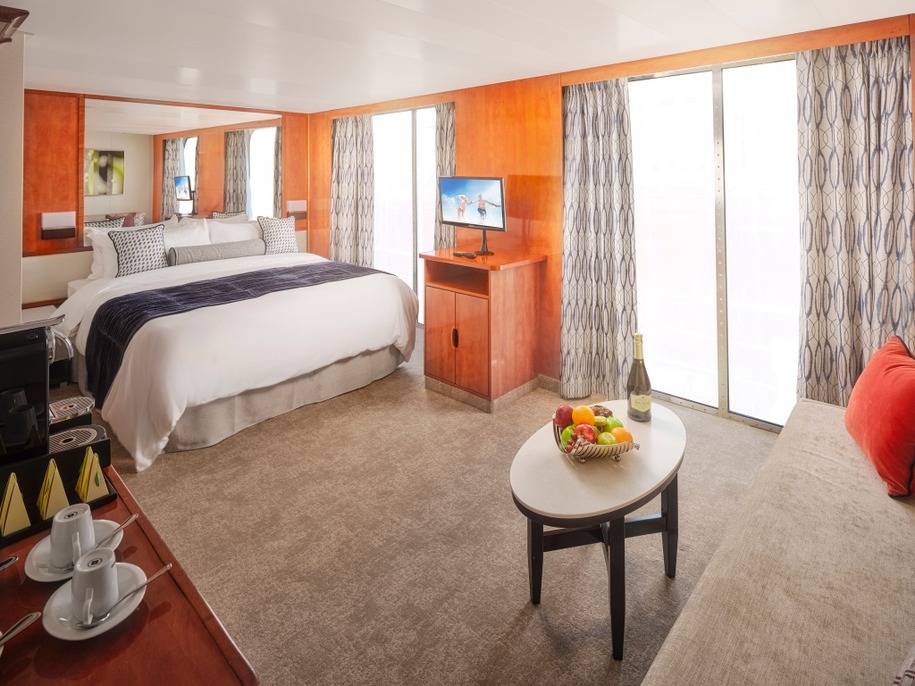 2-Bedroom Aft-Facing Family Suite with Balcony