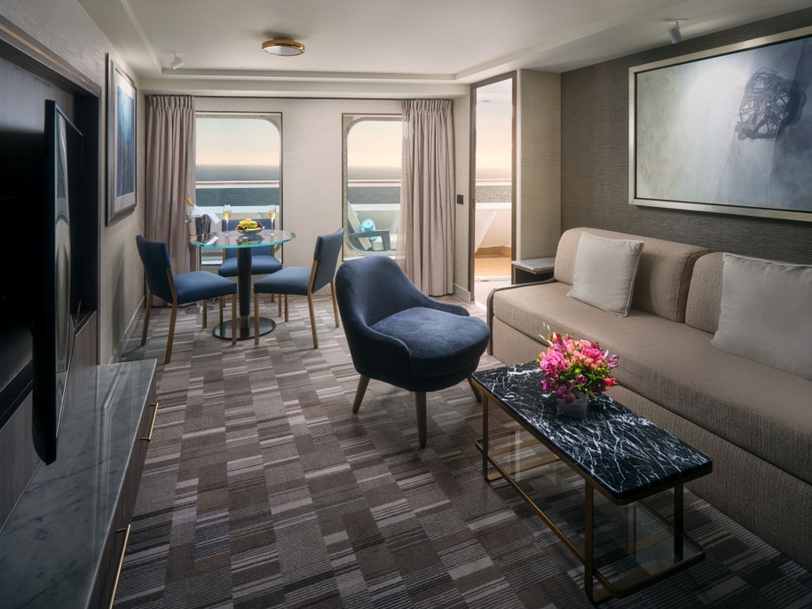 Forward-Facing Deluxe Penthouse with Large Balcony