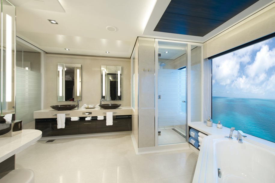 The Haven Deluxe Owner's Suite with Large Balcony