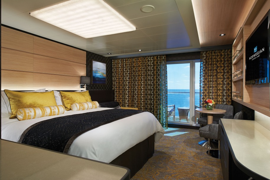 The Haven Courtyard Penthouse with Balcony
