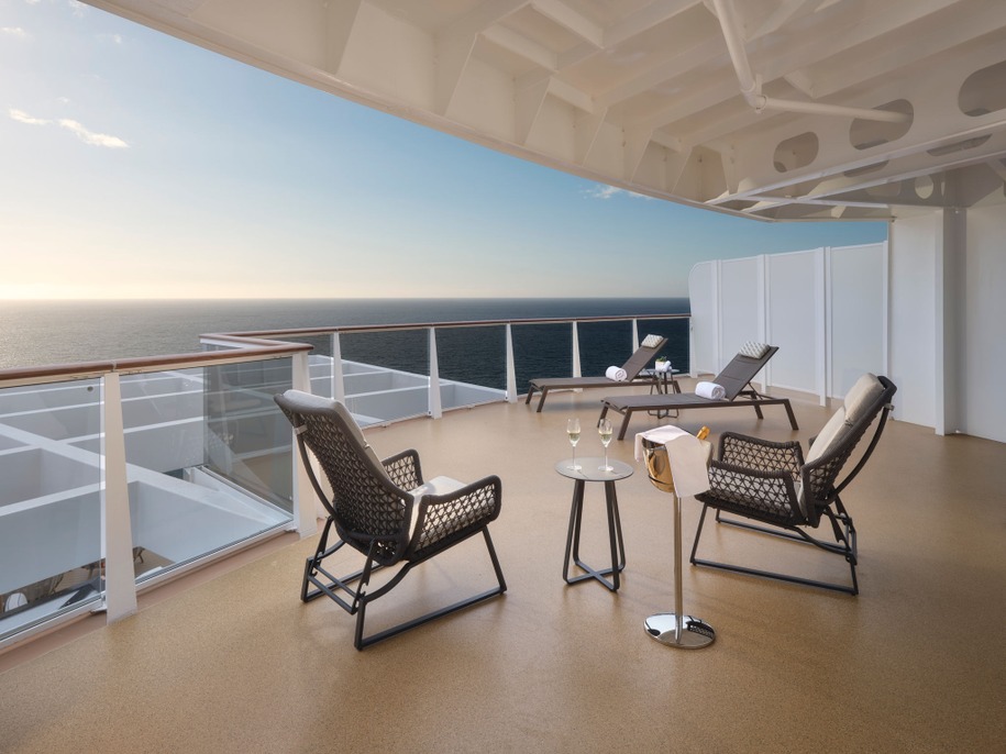 Aft-facing Suite With Large Balcony