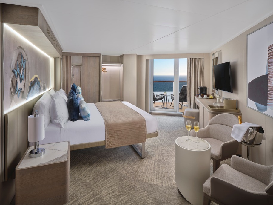 Aft-Facing Penthouse with Balcony